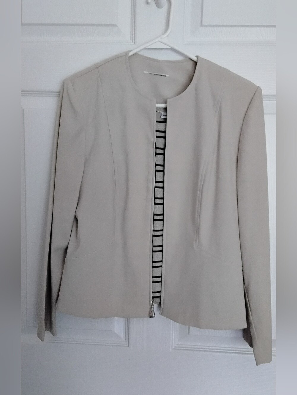 Women's 2 Pc Cream Collarless Jacket With Stripe Tank Top